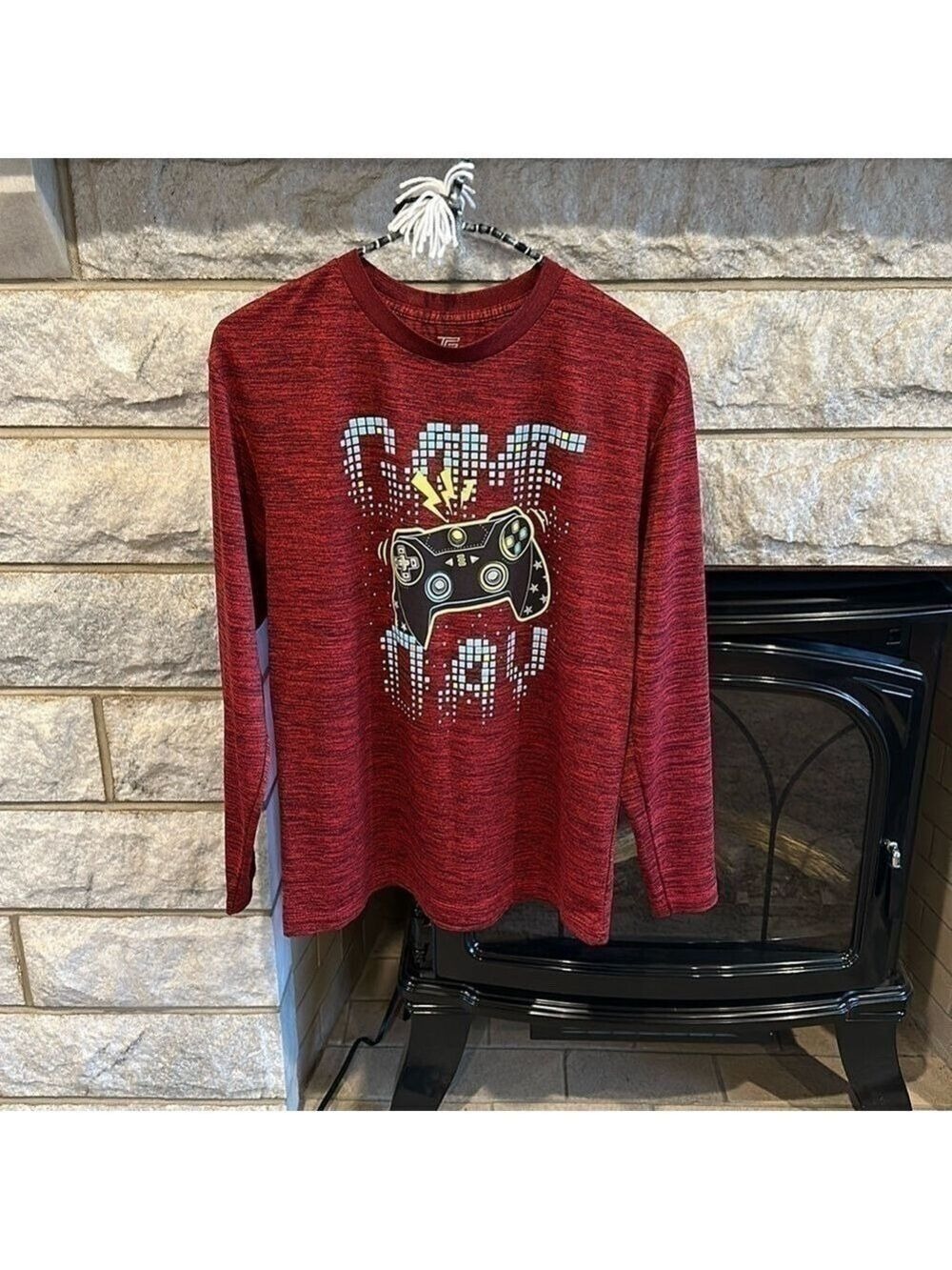 Boys Tek Gear long sleeve dry fit shirt red black size XL